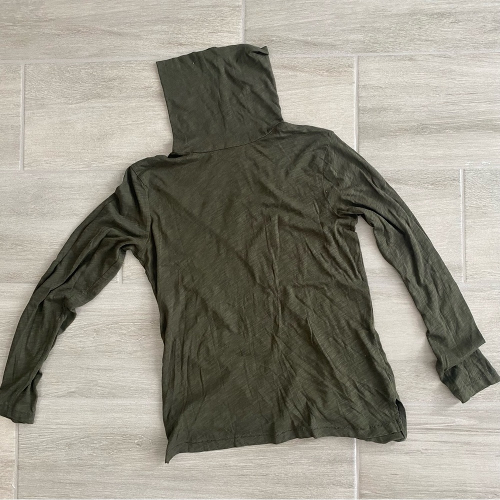 Madewell Long Sleeve Thin Turtleneck Shirt